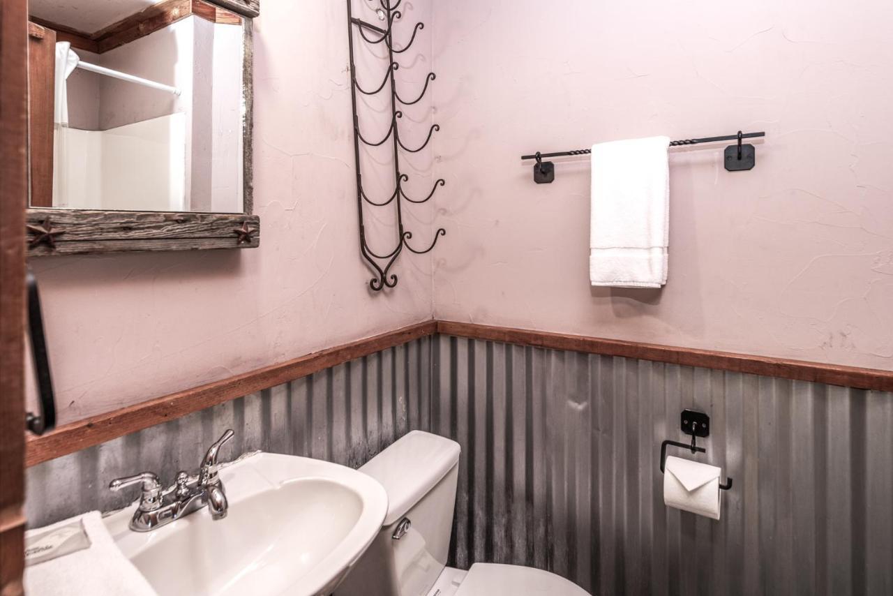 Apache Village 9, Queen Bed, Midtown, Pet Friendly, Sleeps 2 Ruidoso Exterior foto